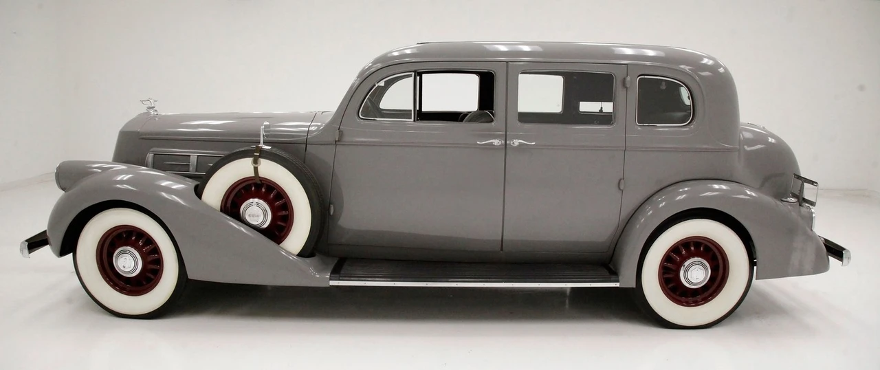 1936 Pierce-Arrow - Image 2 of 21