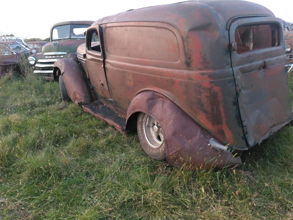 1936 Plymouth Deluxe & Special Deluxe - Image 3 of 13