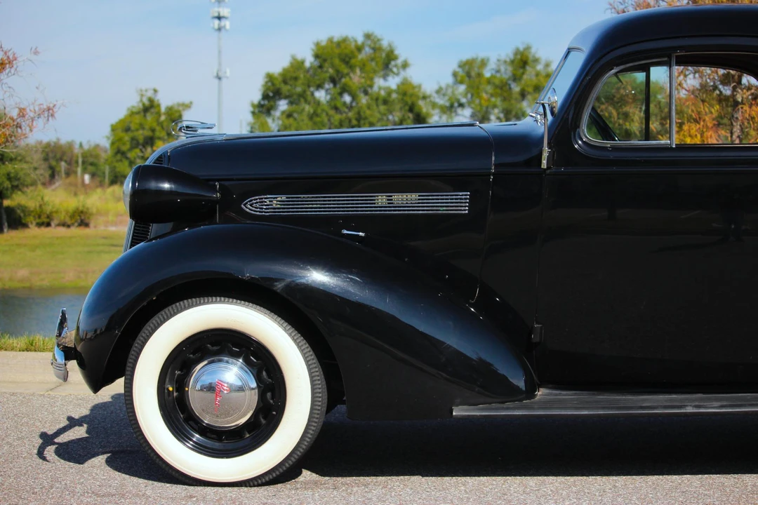 1936 Pontiac - Image 24 of 31