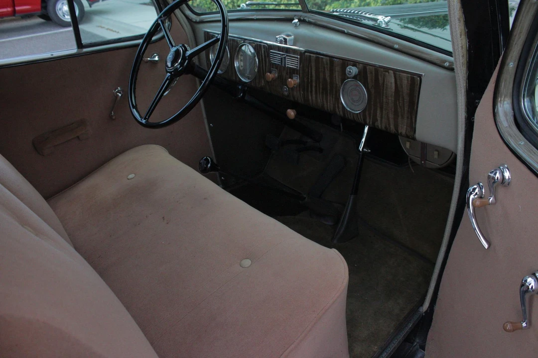 1936 Pontiac - Image 12 of 31