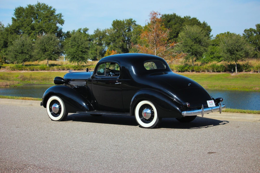 1936 Pontiac - Image 13 of 31
