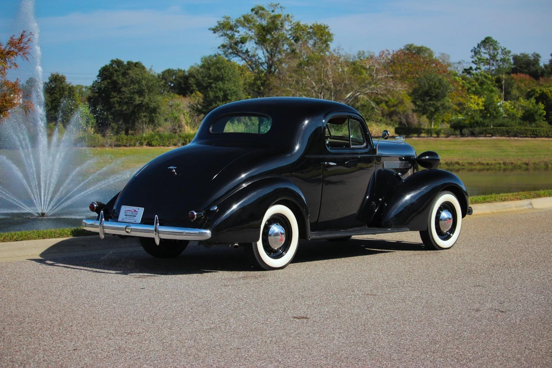 1936 Pontiac - Image 7 of 31