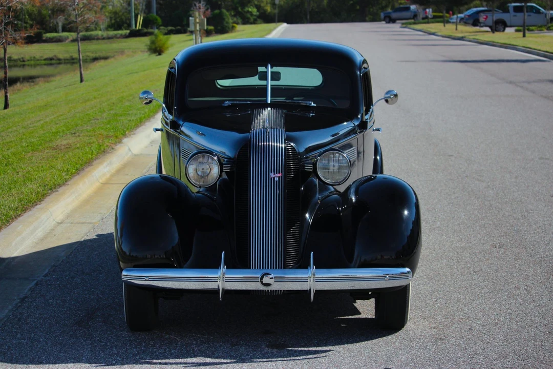 1936 Pontiac - Image 10 of 31