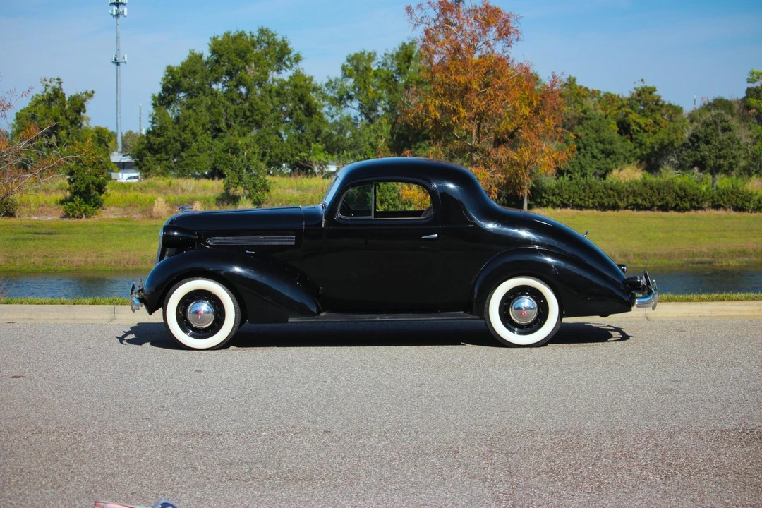 1936 Pontiac - Image 15 of 31