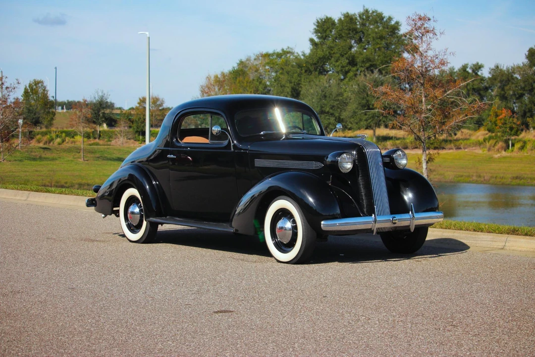 1936 Pontiac - Image 9 of 31