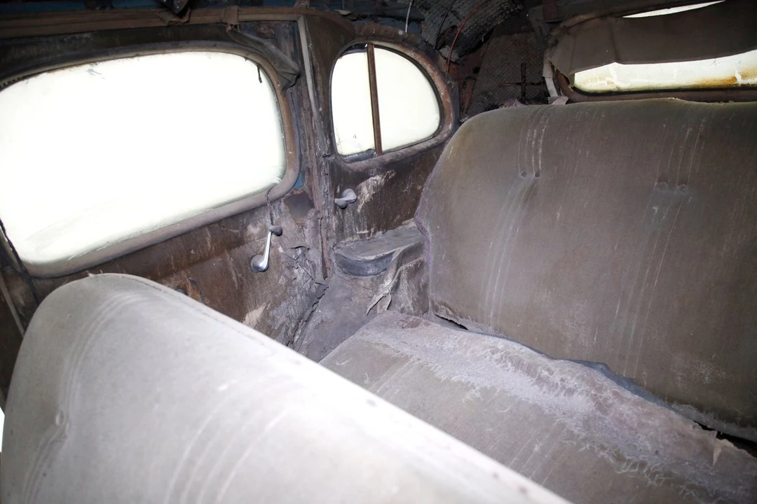1936 Pontiac - Image 30 of 31