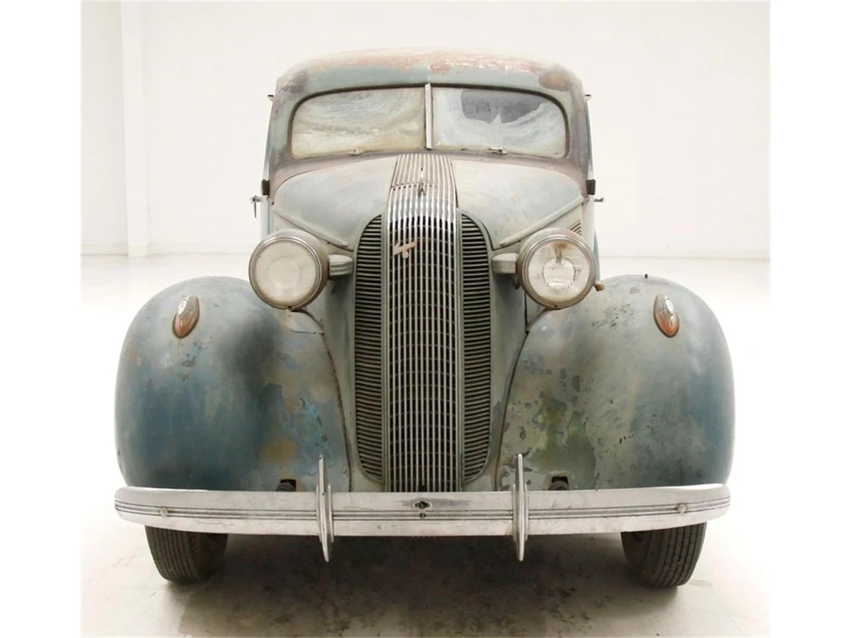 1936 Pontiac - Image 7 of 31