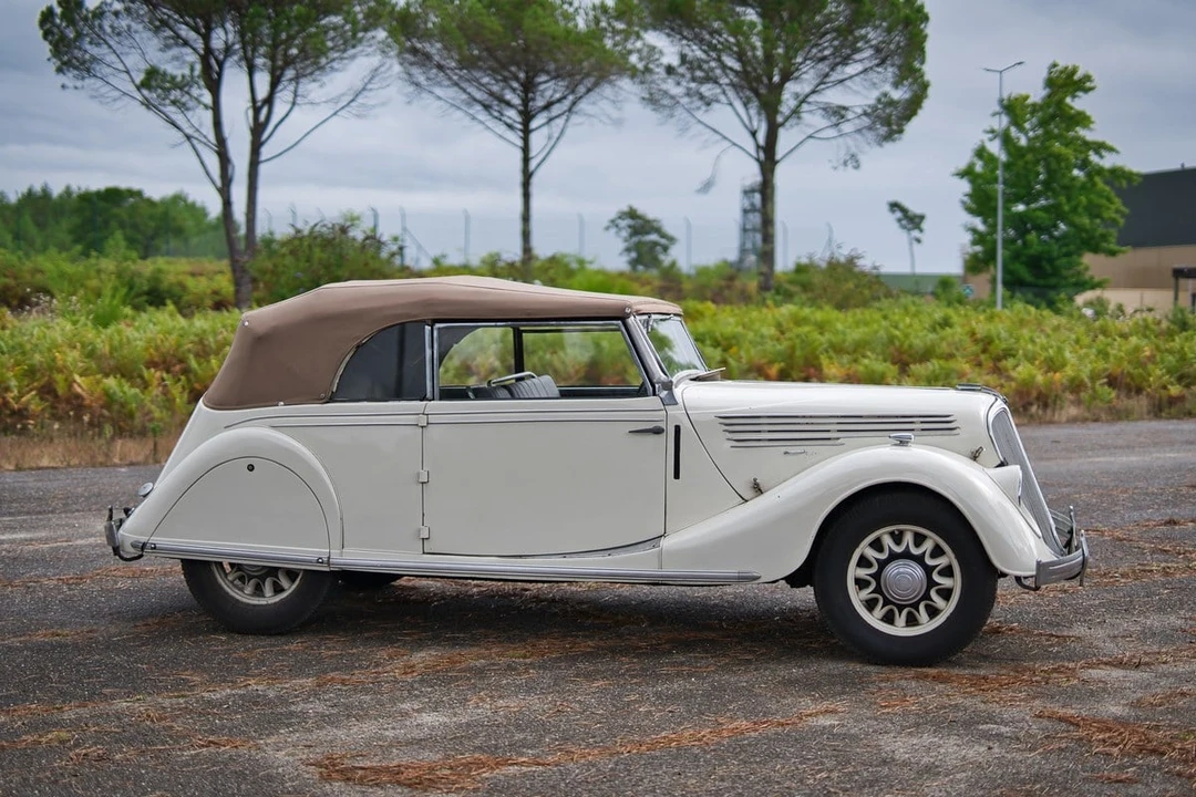 1936 Renault - Image 18 of 30