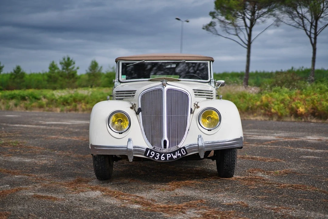 1936 Renault - Image 20 of 30