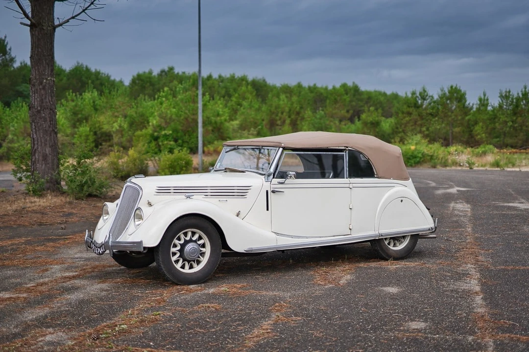 1936 Renault - Image 6 of 30