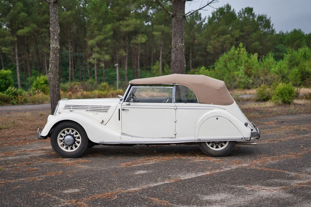 1936 Renault - Image 8 of 30