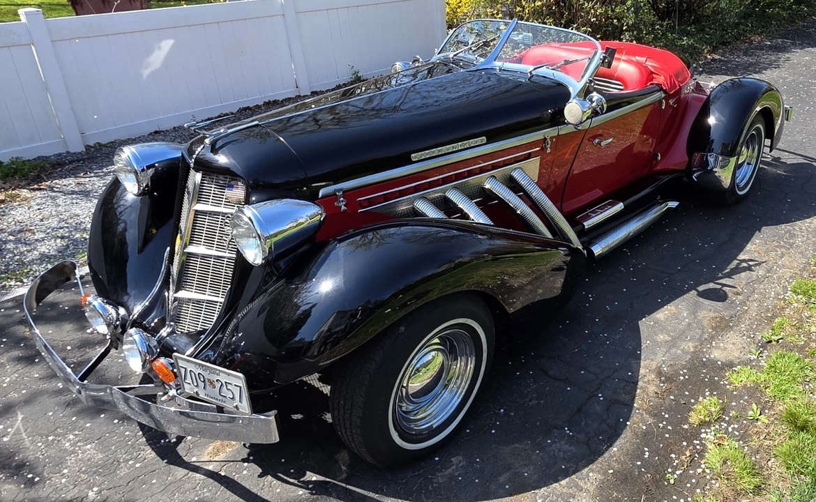 1936 Auburn Speedster - Image 2 of 21