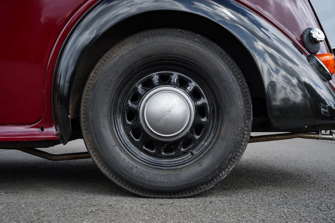 1936 Standard - Image 26 of 30