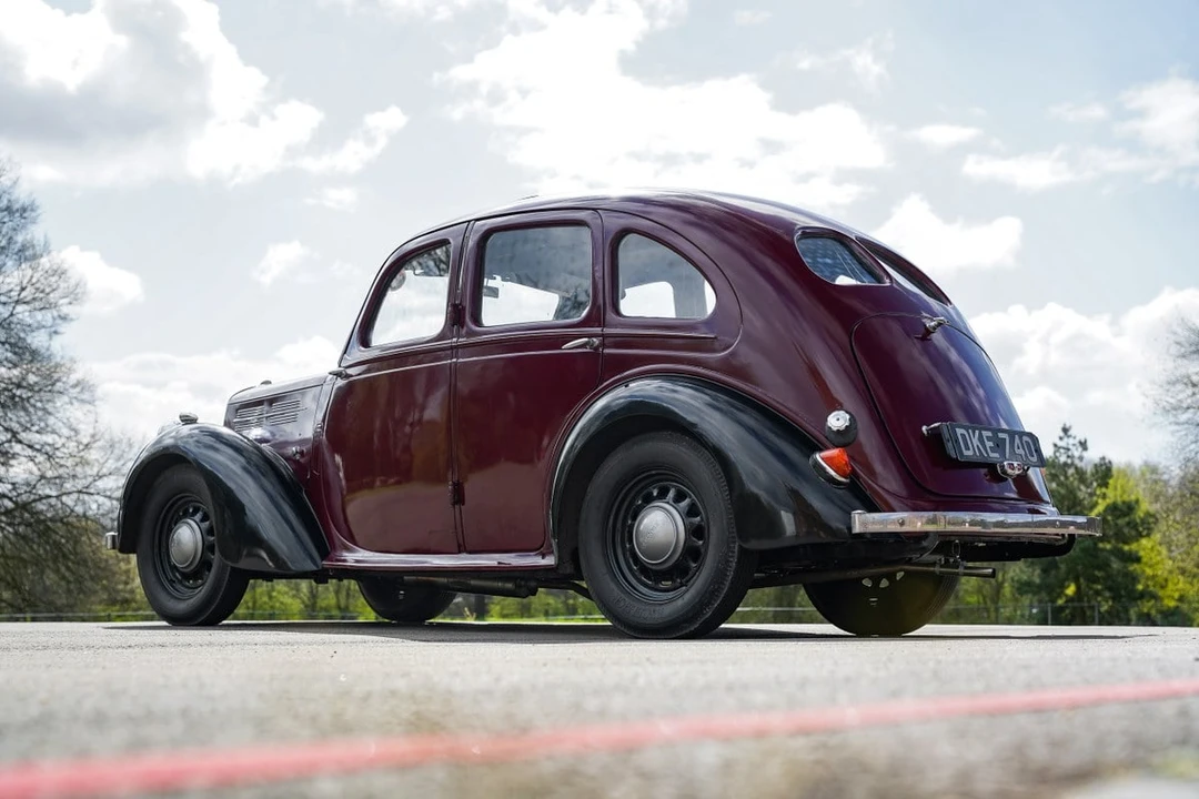 1936 Standard - Image 23 of 30