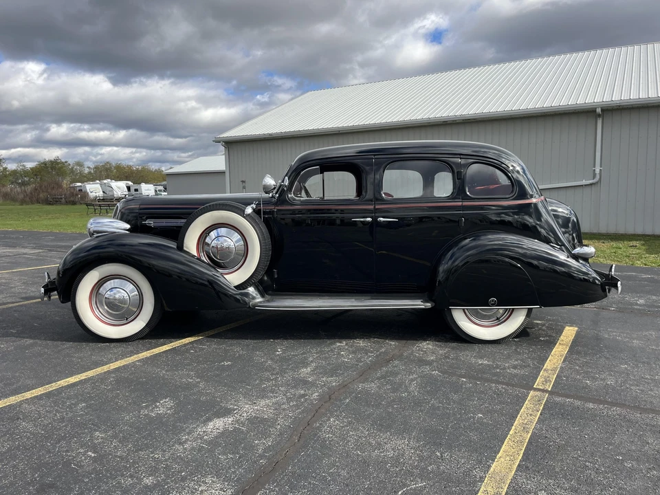1936 Studebaker President - Image 10 of 31
