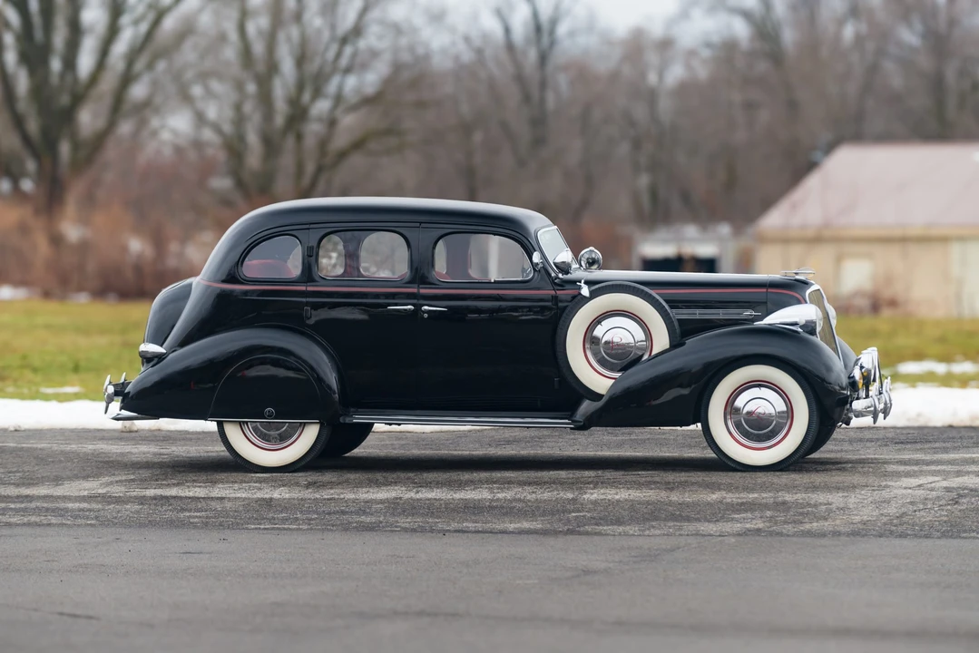 1936 Studebaker President - Image 7 of 31