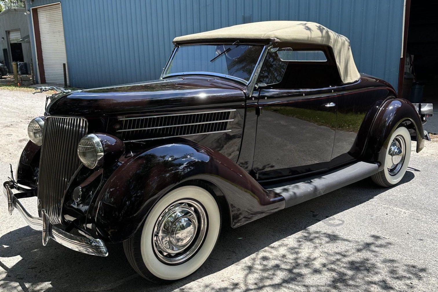 1936 Ford Model 68 Roadster