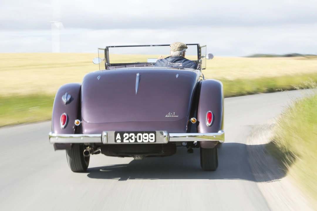 1937 Alvis - Image 3 of 24