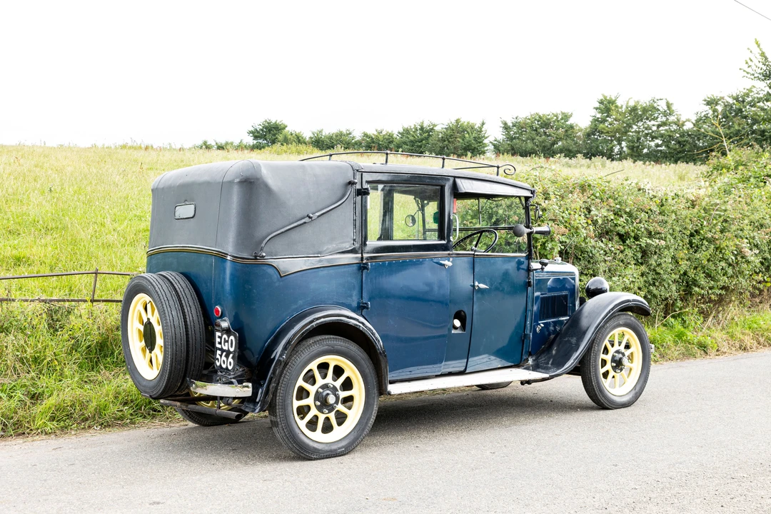 1937 Austin - Image 16 of 29