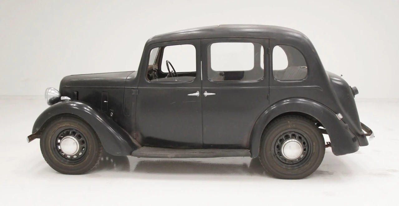 1937 Austin - Image 2 of 12