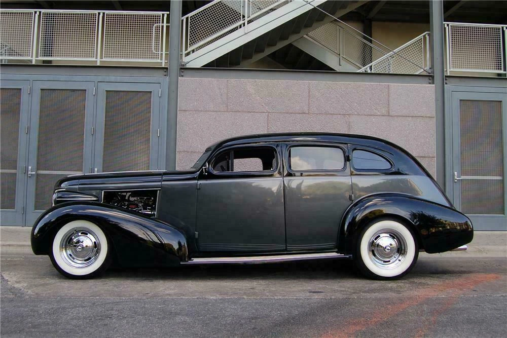 1937 Buick Century - Image 5 of 5