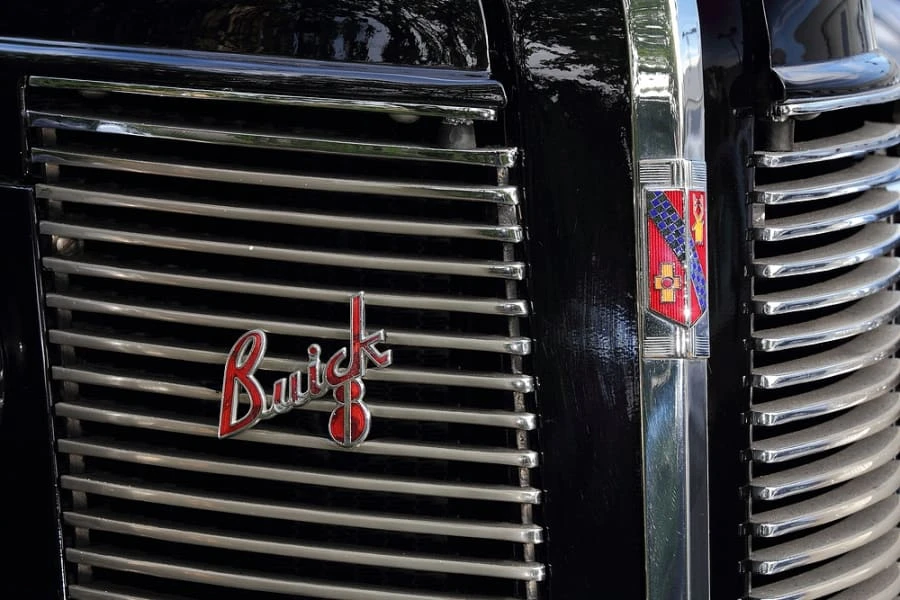 1937 Buick Century - Image 8 of 12