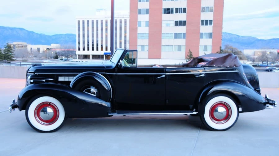 1937 Buick Century - Image 7 of 12