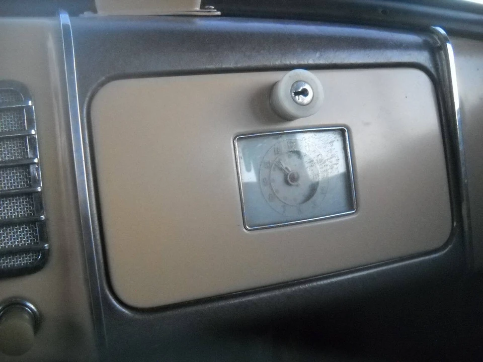 1937 Buick Roadmaster - Image 10 of 31
