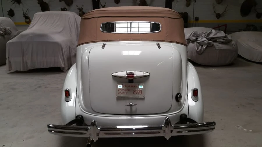 1937 Buick Roadmaster - Image 8 of 11