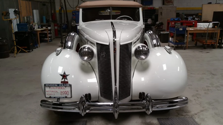 1937 Buick Roadmaster - Image 9 of 11