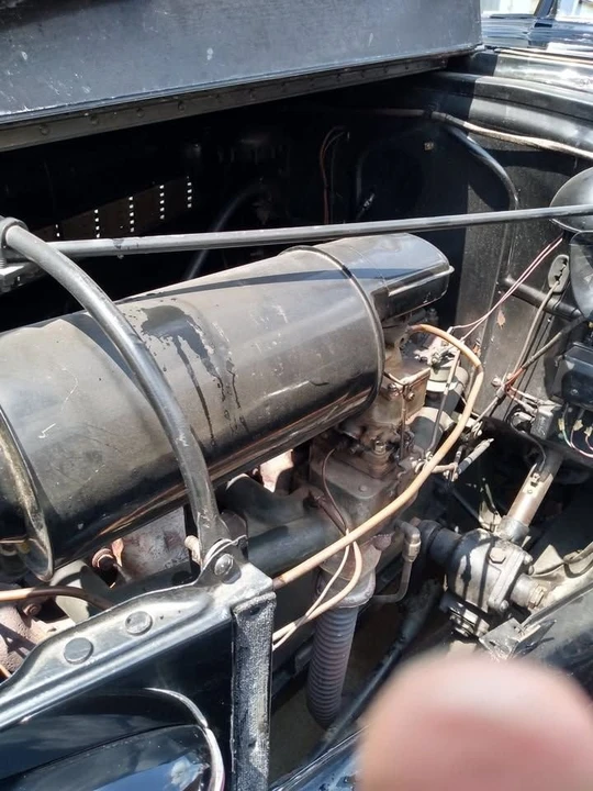 1937 Buick Roadmaster - Image 11 of 21