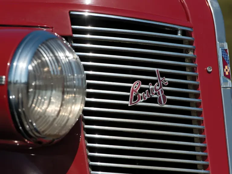 1937 Buick Roadmaster - Image 6 of 18