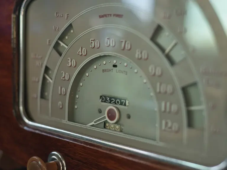 1937 Buick Roadmaster - Image 18 of 18
