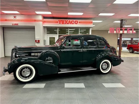 1937 Buick Series 40 Sedan