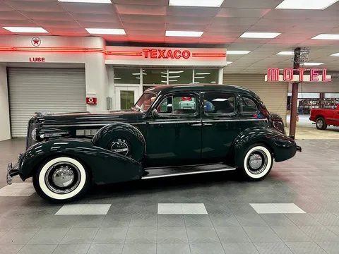 1937 Buick Series 40 Sedan