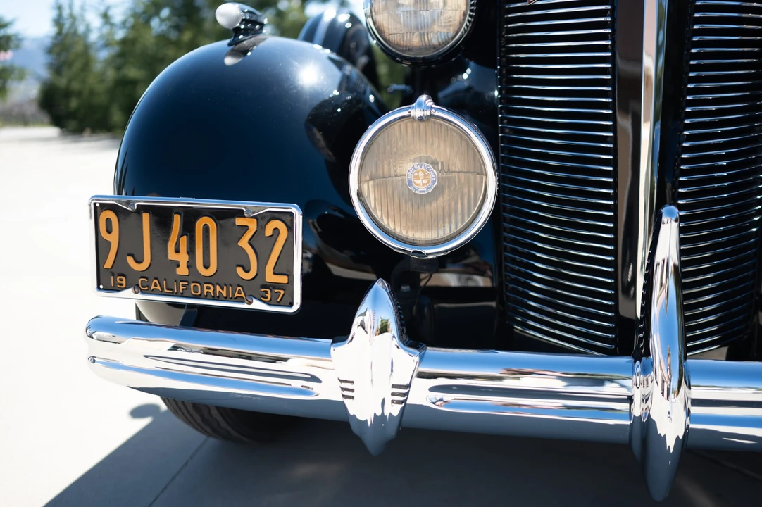 1937 Buick Roadmaster - Image 22 of 31