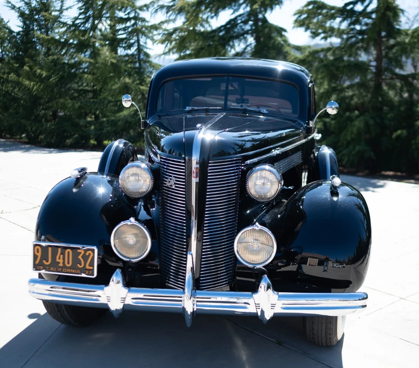 1937 Buick Roadmaster - Image 14 of 31