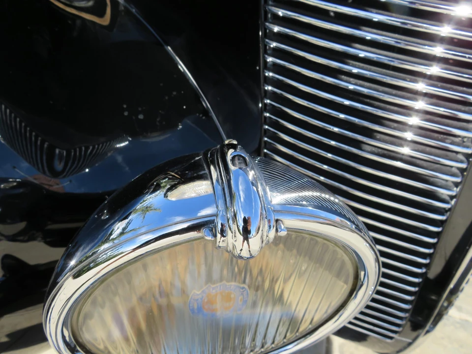 1937 Buick Roadmaster - Image 21 of 31