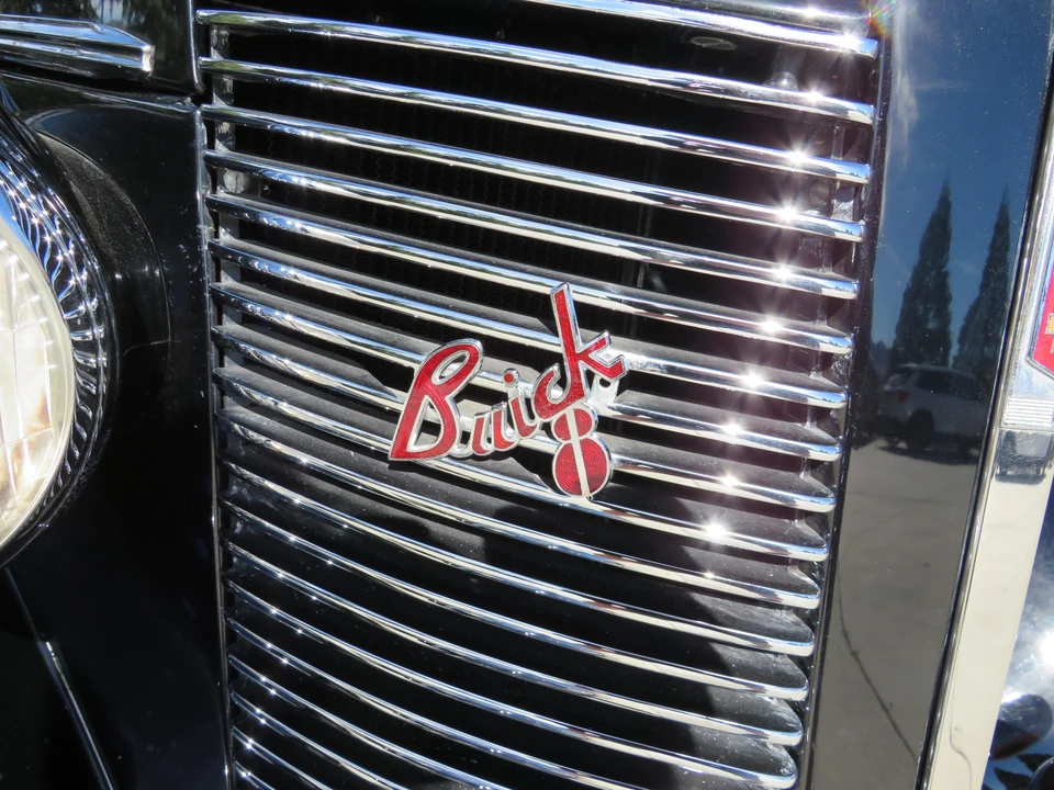 1937 Buick Roadmaster - Image 26 of 31