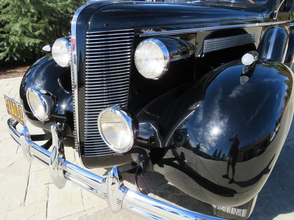 1937 Buick Roadmaster - Image 29 of 31