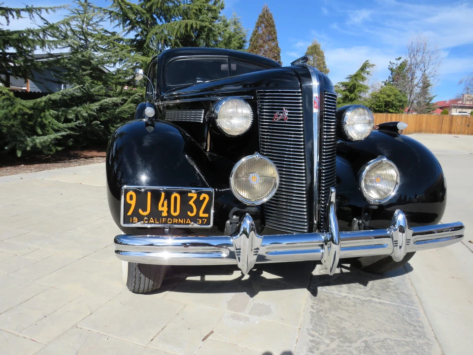 1937 Buick Roadmaster - Image 15 of 31