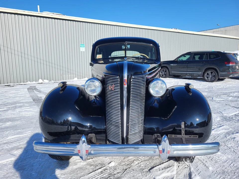 1937 Buick Roadmaster - Image 14 of 31