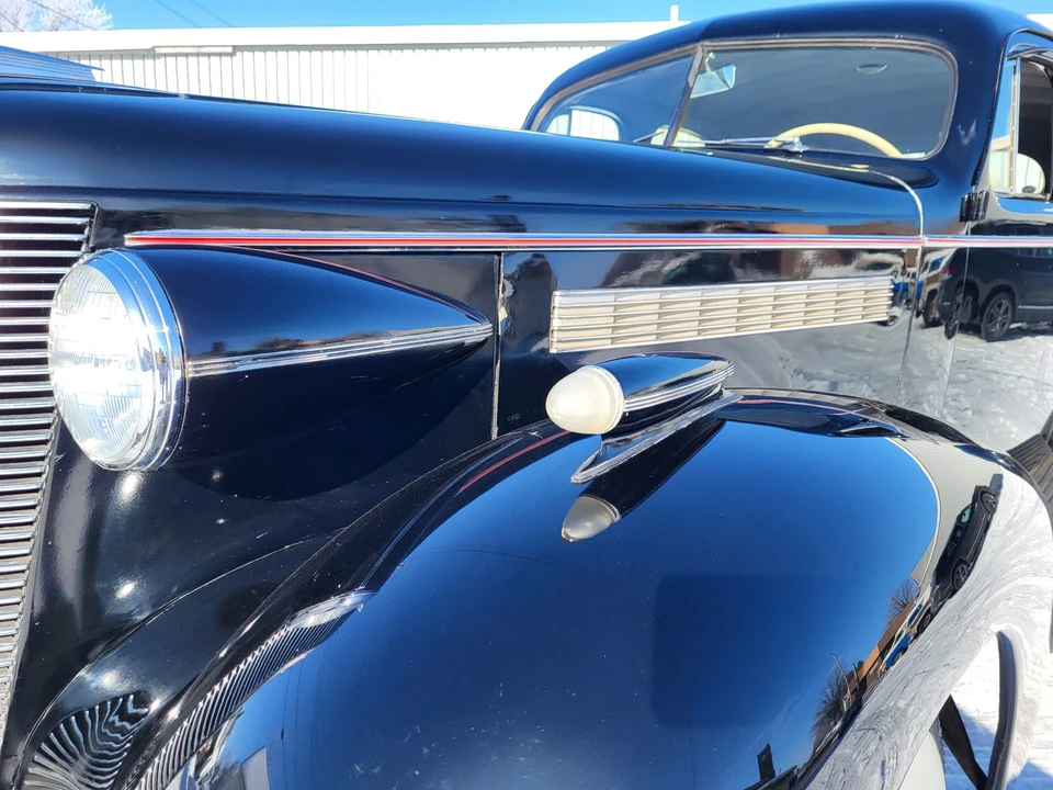 1937 Buick Roadmaster - Image 26 of 31