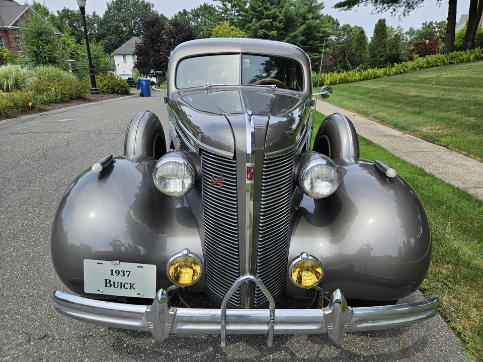 1937 Buick Roadmaster - Image 23 of 31