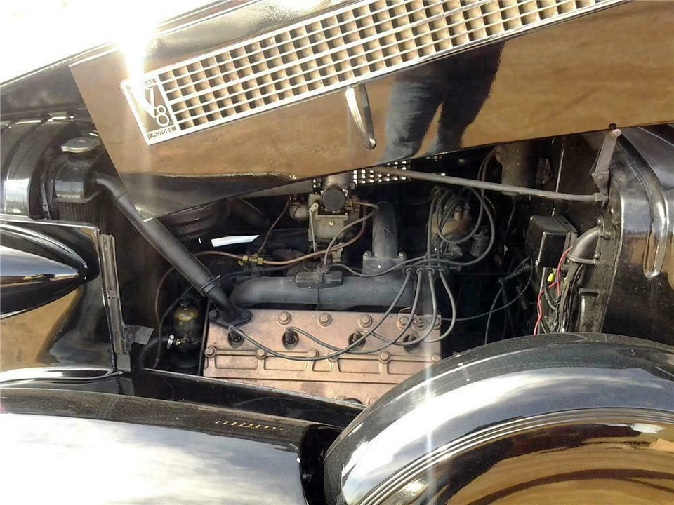 1937 Cadillac Series 70 & 75 - Image 3 of 5