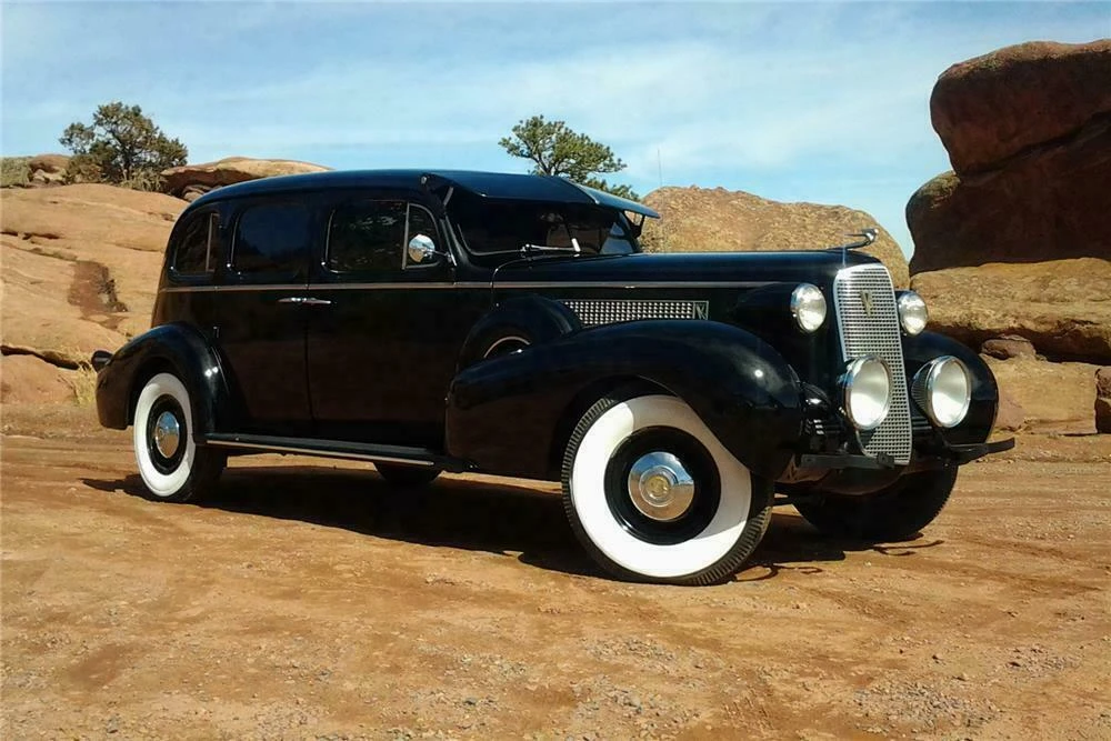 1937 Cadillac Series 70 & 75 - Image 2 of 5