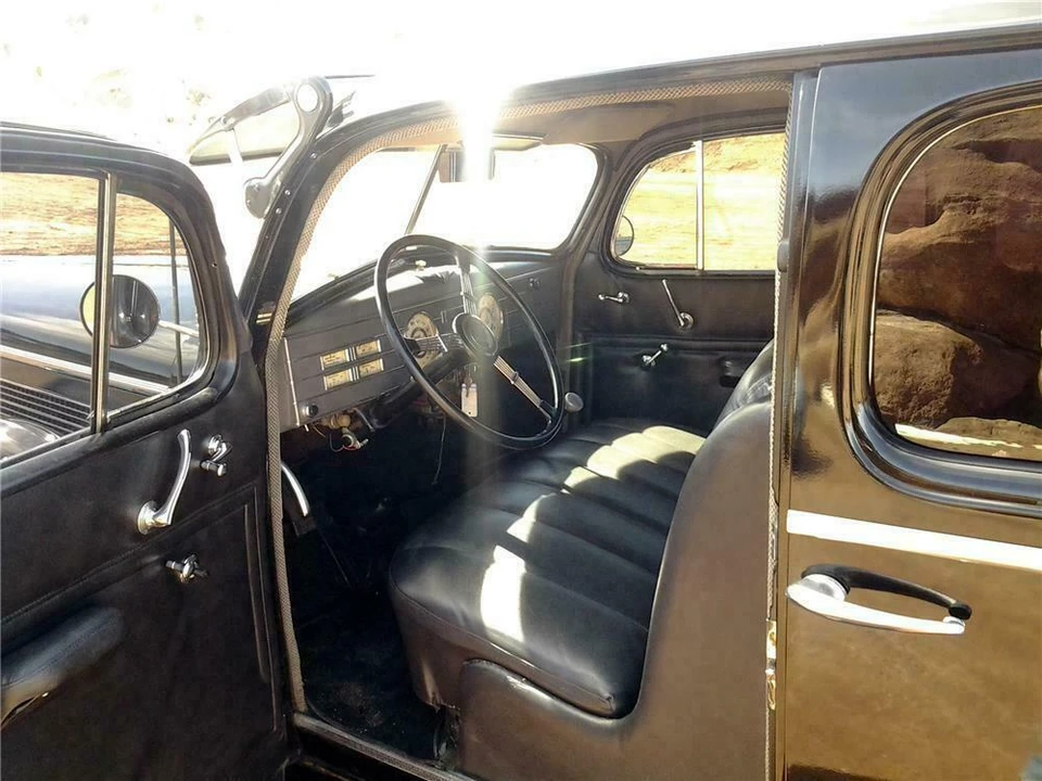 1937 Cadillac Series 70 & 75 - Image 4 of 5