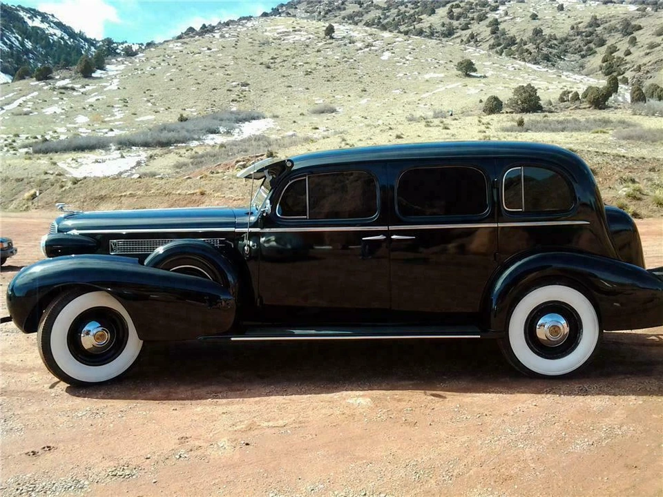 1937 Cadillac Series 70 & 75 - Image 5 of 5