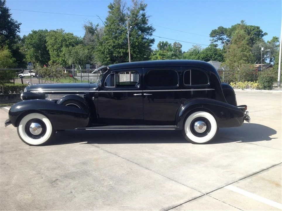 1937 Cadillac Series 70 & 75 - Image 4 of 4