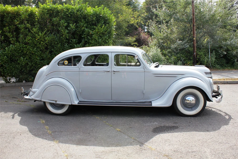 1937 Chrysler Airflow - Image 5 of 5